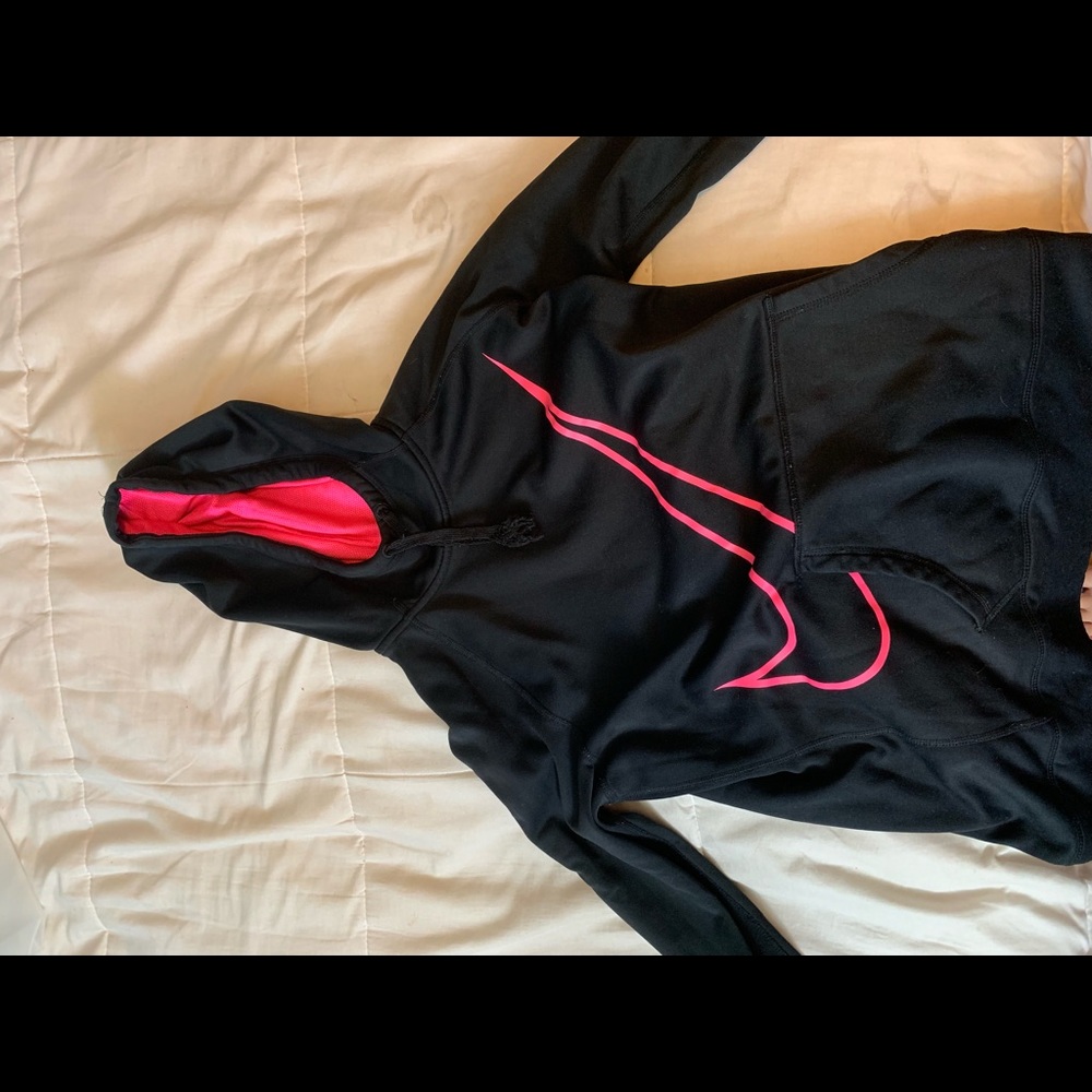 nike long sleeve